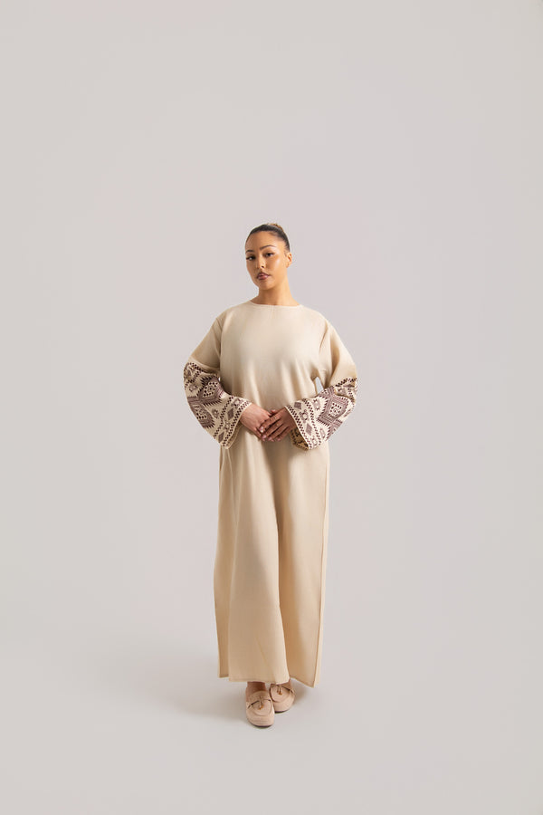 Patterned Long Sleeved Closed Abaya
